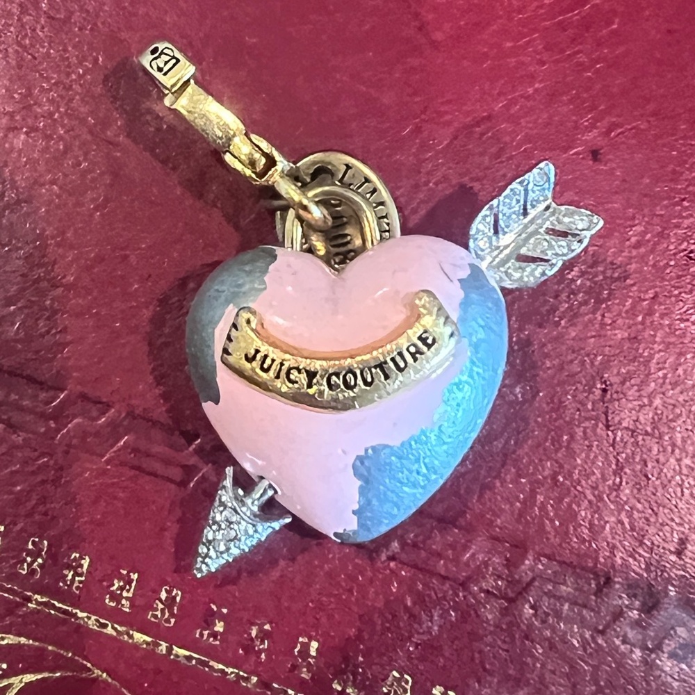 Juicy Couture Heart and Arrow Charm, Limited Edition 2008